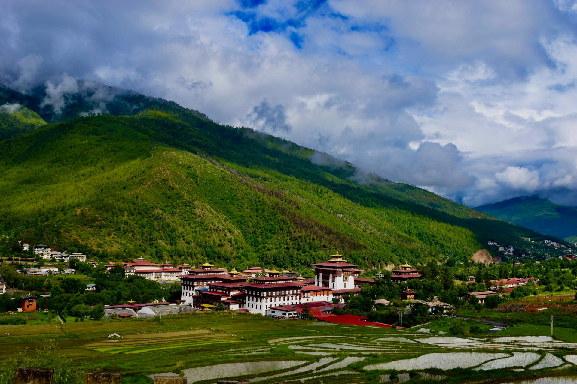 Paro Town a popular place in bhutan